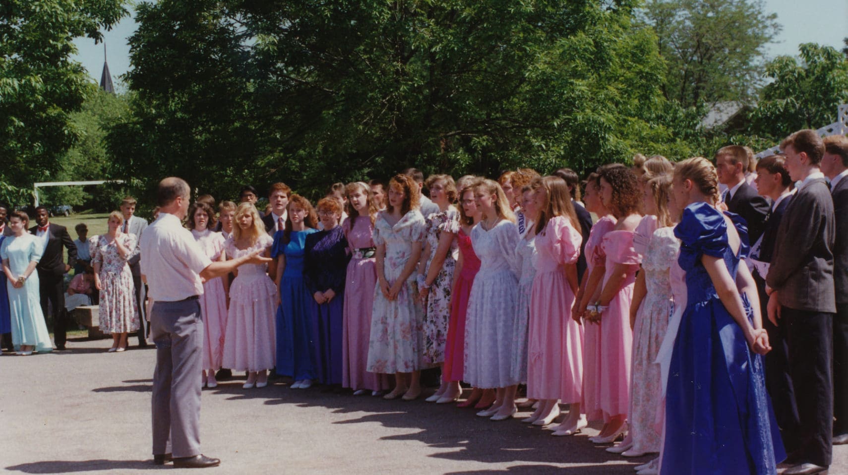 1990 Chorus led by Dave McMillan at Commencement